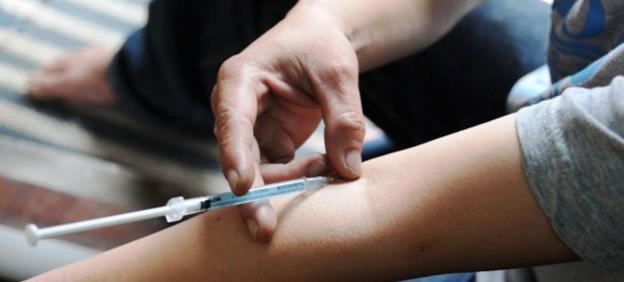 7 factors that increase the risk of HIV infection